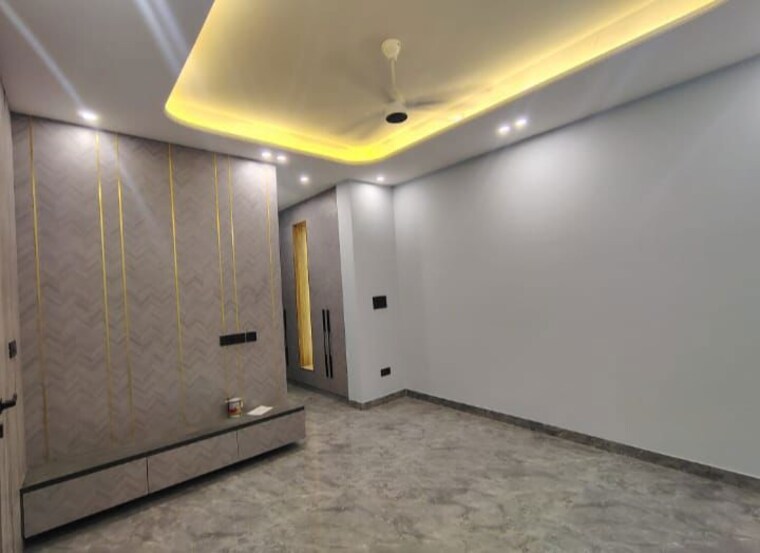 Room, govindpuri 3 Bedroom 911 Sq.Ft. Builder Floor In Govindpuri Delhi 10096031