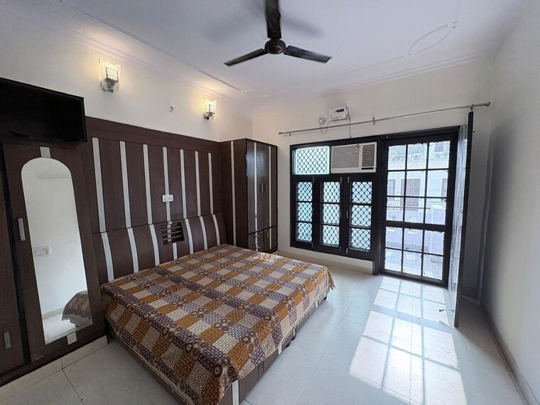 Bedroom, old rajinder nagar 1 RK 250 Sq.Ft. Builder Floor In Old Rajinder Nagar Delhi 10096032