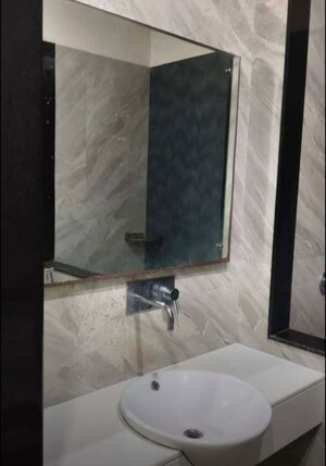 Bathroom in 3 BHK Apartment at Gulmohar Apartments Hazratganj, Hazratganj – for Rent