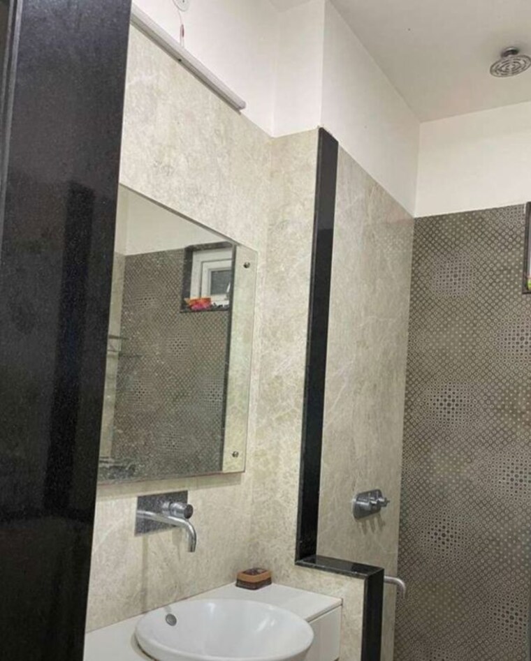 Bathroom, gulmohar-apartments-hazratganj 3 Bedroom 1460 Sq.Ft. Apartment In Hazratganj Lucknow 10096047
