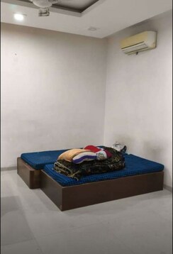 3 BHK + Pooja Room Apartment For Rent in Gulmohar Apartments Hazratganj