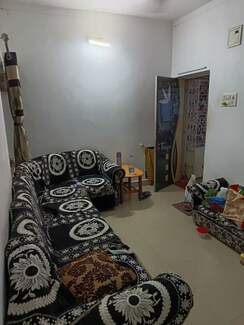 1 BHK Apartment For Rent in Shiv Pooja Residency