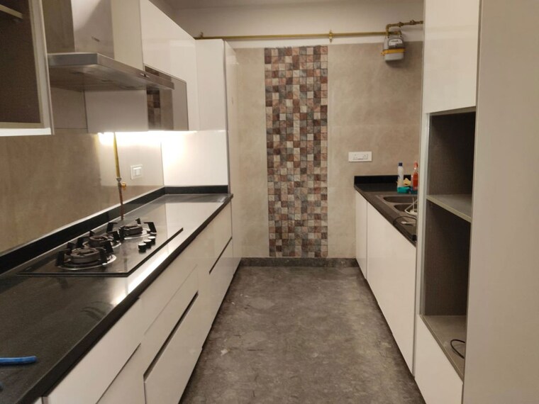 Kitchen, green park 3 Bedroom 200 Sq.Yd. Builder Floor In Green Park Delhi 10096055