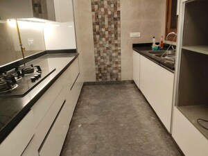 Balcony in 3 BHK Builder Floor at Green Park – for Rent
