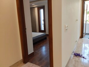 Room in 3 BHK Builder Floor at Green Park – for Rent