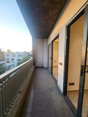 Building Lobby in 3 BHK Builder Floor at Greater Kailash I – for Rent