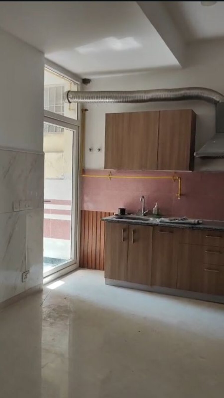 Kitchen, ss-almeria 3 Bedroom 2000 Sq.Ft. Apartment In Sector 84 Gurgaon 10096066