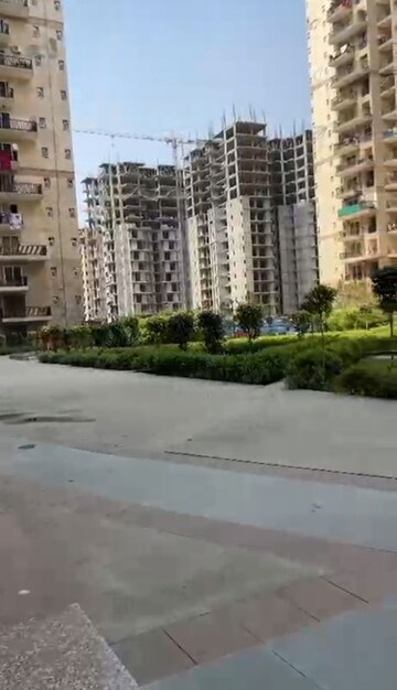 3 BHK Apartment – Exterior View View at Amrapali La Galleria, Tech Zone 4 Greater Noida - for Rent