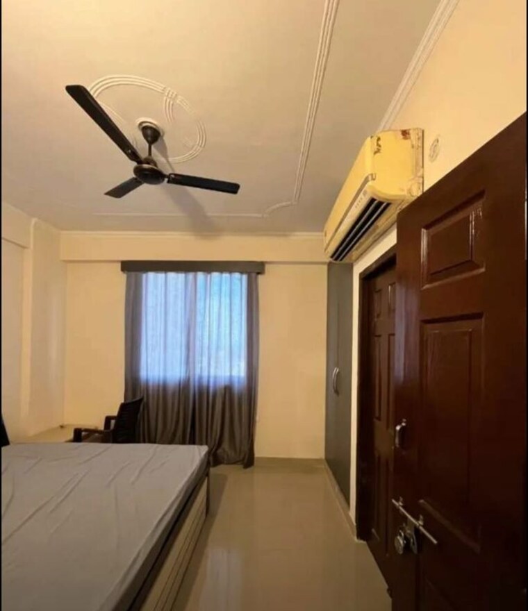 Bedroom, hazratganj 3 Bedroom 1750 Sq.Ft. Apartment In Hazratganj Lucknow 10096118