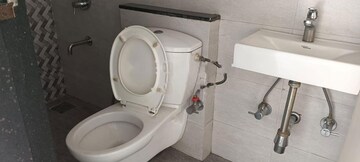 Bathroom in 3 BHK Apartment at Sheth Vasant Lawns, Laxmi Nagar – for Rent