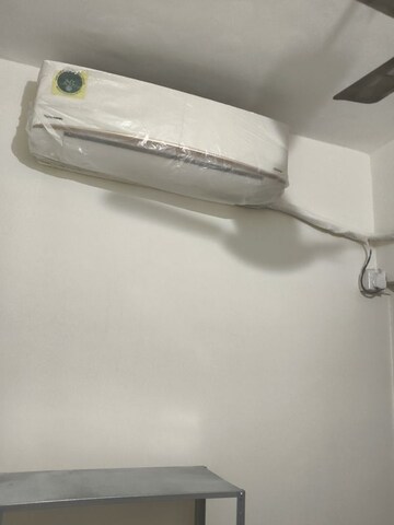  1 RK Apartment at Vile Parle East – for Rent