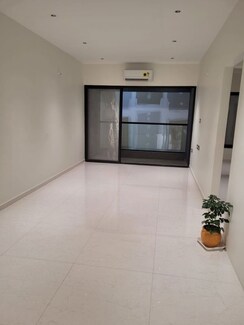 3 BHK Apartment For Rent in Magarpatta City Cosmos