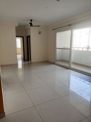 Room in 3 BHK Apartment at Prestige Lakeside Habitat, Varthur – for Rent