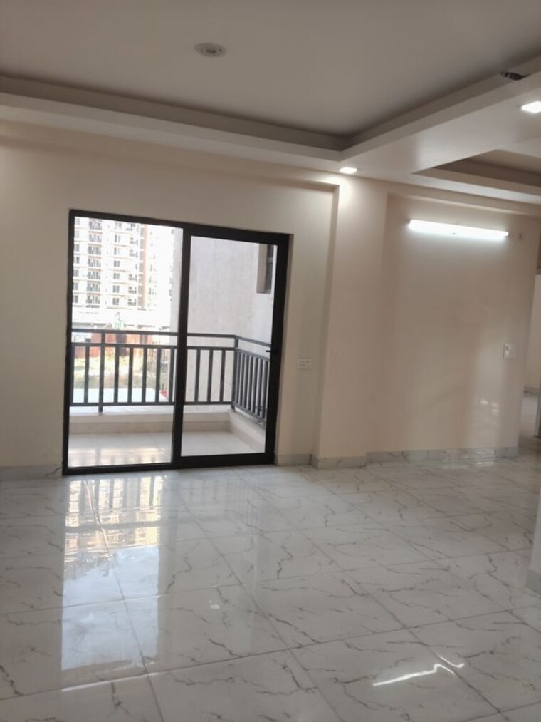 Room, the-golden-gate 3 Bedroom 1635 Sq.Ft. Apartment In Mahurali Ghaziabad 10096160