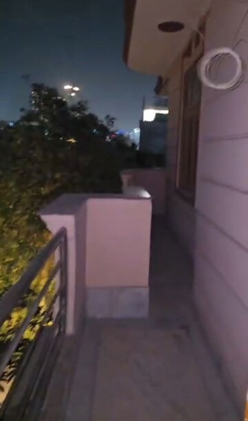 2 BHK Apartment For Rent in Bhasin Apartments, Niti Khand I