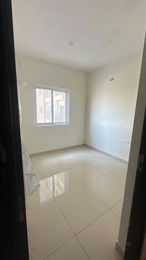 Room in 2 BHK Apartment at Shriram WYT Field, Budigere – for Sale
