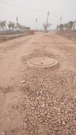 100 Sq.Yd. Plot in Yamuna Expressway