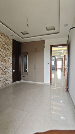 Building Lobby in 3 BHK Builder Floor at Fidato Honour Homes, Sector 89 – for Sale