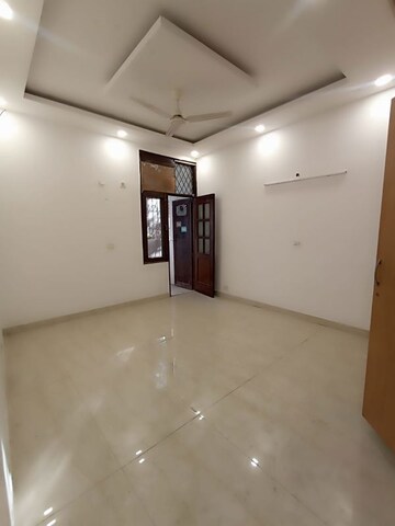 Room in 2 BHK Builder Floor at Govindpuri – for Sale