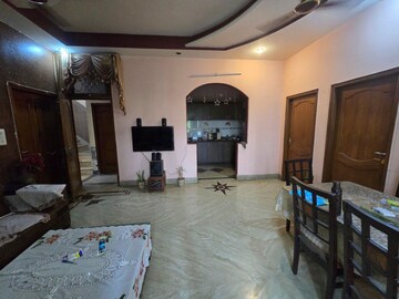 Living Room in 2 BHK Independent House at Niti Khand ii – for Rent