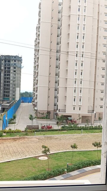 2 BHK Apartment For Sale in Prestige Lakeside Habitat, Varthur