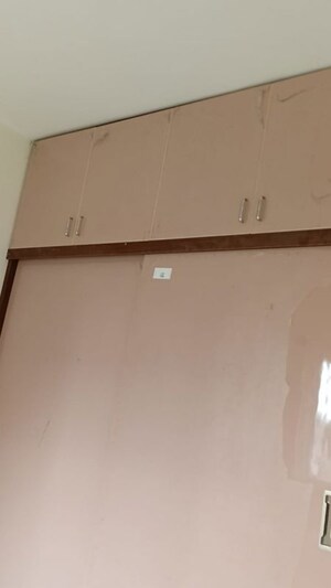 Furnished Amenities in 2 BHK Apartment at Prestige Lakeside Habitat, Varthur – for Sale