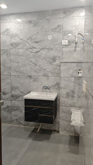 Bathroom in 3 BHK Builder Floor at Fidato Honour Homes, Sector 89 – for Sale