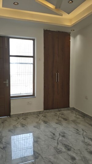 Room in 3 BHK Builder Floor at Fidato Honour Homes, Sector 89 – for Sale