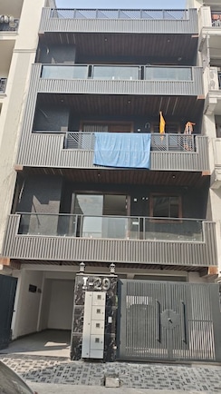 3 BHK + Servant Room Builder Floor For Sale in Fidato Honour Homes