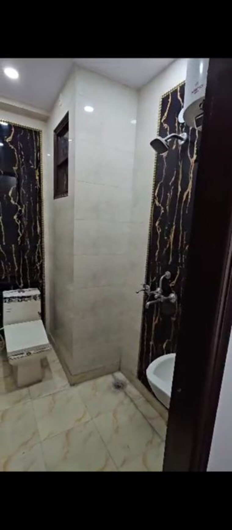 undefined, uttam nagar 2 Bedroom 62 Sq.Yd. Builder Floor In Uttam Nagar Delhi 10096307