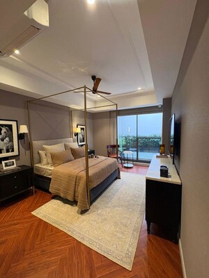 Master Bedroom in 3.5 BHK Apartment at BPTP Downtown 66, Sector 66 – for Sale