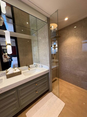 Washroom in 3.5 BHK Apartment at BPTP Downtown 66, Sector 66 – for Sale