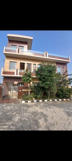 2 BHK + Pooja Room Apartment For Rent in Jarnail Enclave