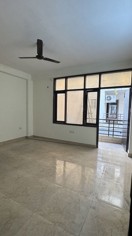 2 BHK + Servant Room Apartment For Rent in Palm Residency Chhatarpur