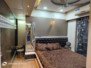 Bedroom in 2 BHK Apartment at Kabra Jawahar Nagar, Goregaon West – for Rent