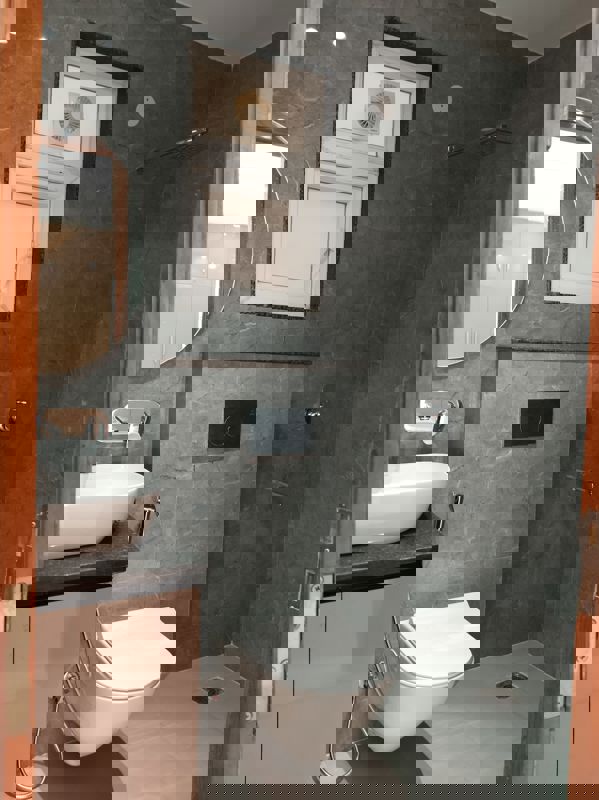 3 BHK + Pooja Room 1850 Sq.Ft. Builder Floor in Hong Kong Bazaar