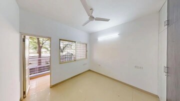 Room in 2 BHK Apartment at Thanisandra – for Sale