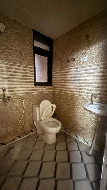Attached Bathroom in 2 BHK Builder Floor at Ashirwad Complex Noida, Sector 53 – for Rent