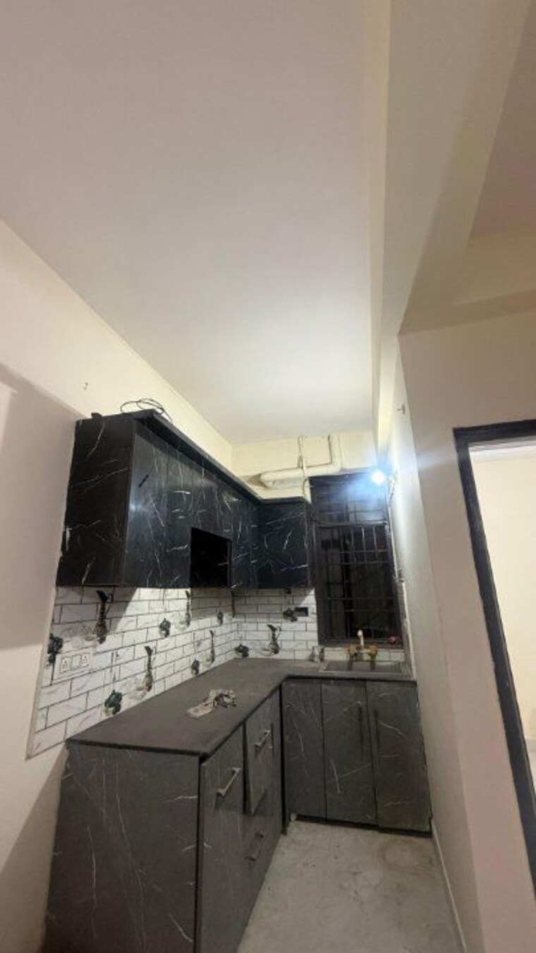 Kitchen, ashirwad-complex-noida 2 Bedroom 900 Sq.Ft. Builder Floor In Sector 53 Noida 10082648