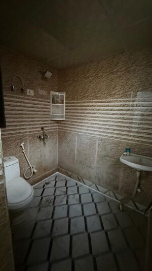 Bathroom in 2 BHK Builder Floor at Ashirwad Complex Noida, Sector 53 – for Rent