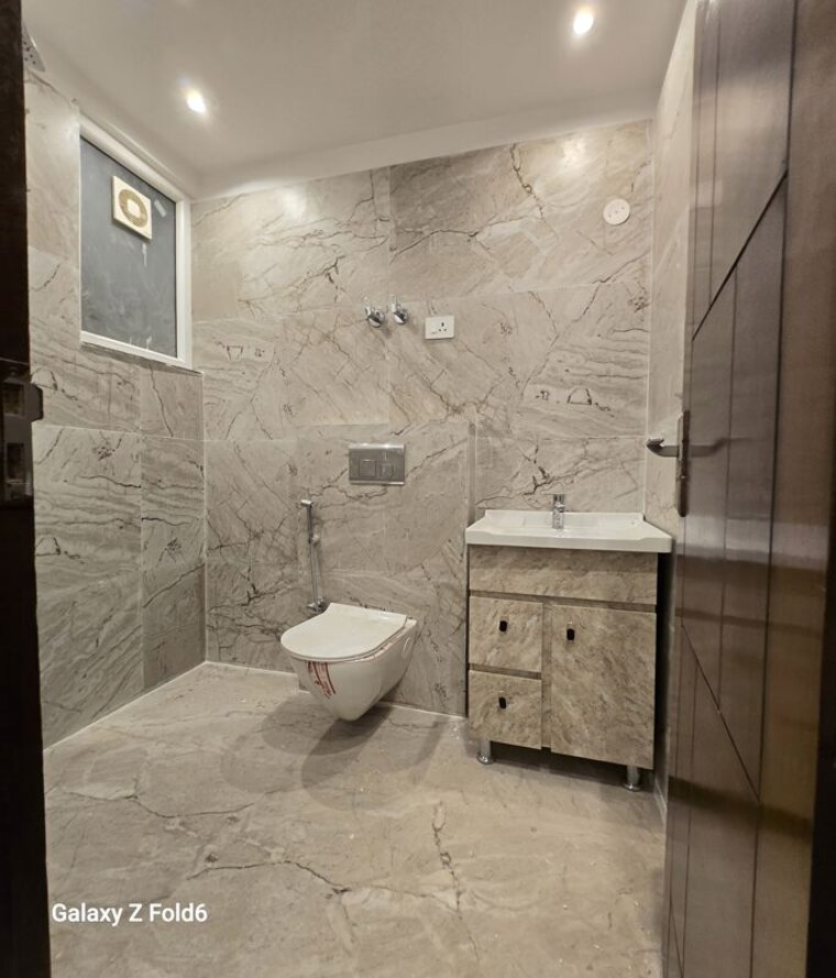 Bathroom, palm-residency-chhatarpur 2 Bedroom 900 Sq.Ft. Apartment In Chattarpur Delhi 10096395
