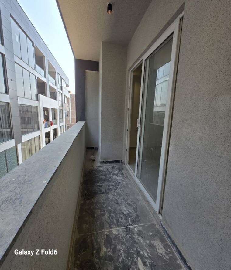 Balcony, palm-residency-chhatarpur 2 Bedroom 900 Sq.Ft. Apartment In Chattarpur Delhi 10096395