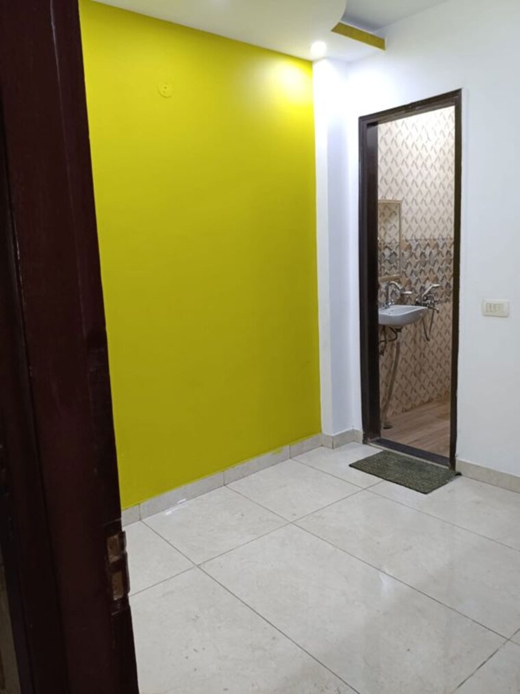 Room, govindpuri 3 Bedroom 1050 Sq.Ft. Builder Floor In Govindpuri Delhi 10096394