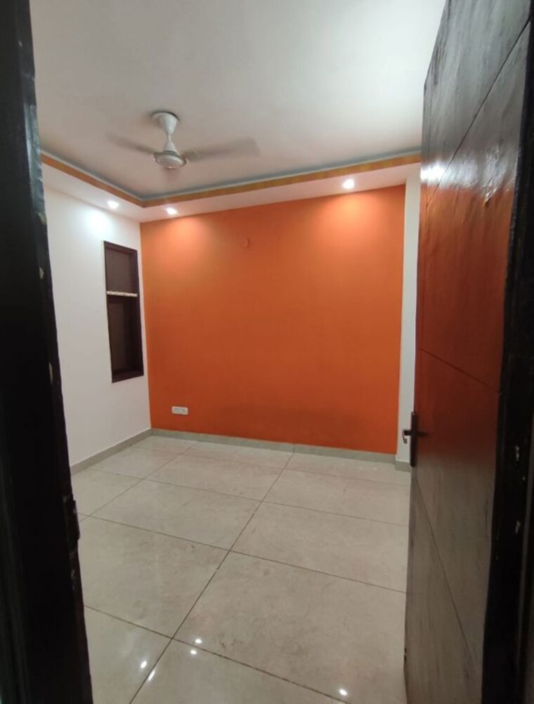Room, govindpuri 3 Bedroom 1050 Sq.Ft. Builder Floor In Govindpuri Delhi 10096394