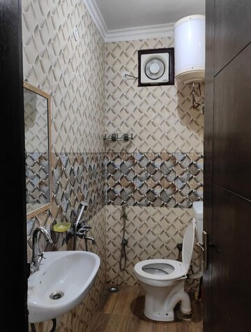Bathroom in 3 BHK Builder Floor at Govindpuri – for Rent