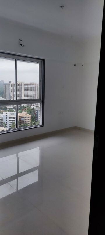 2 BHK Apartment For Rent in Empire Towers, Goregaon East