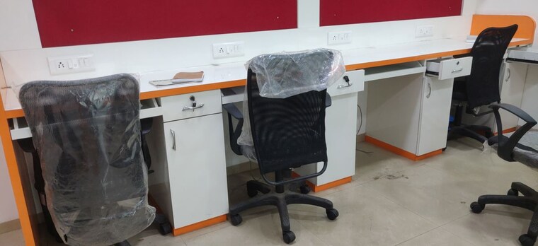 Team Area, aditya-heritage-malad Commercial Office Space 300 Sq.Ft. In Malad West Mumbai 10096576