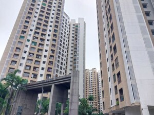 1 BHK Apartment For Sale in Sunteck West World, Tivri