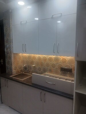 Kitchen in 3 BHK Builder Floor at Housing Board Colony Sector 51, Sector 51 – for Rent