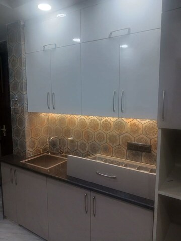 Kitchen in 3 BHK Builder Floor at Housing Board Colony Sector 51, Sector 51 – for Rent